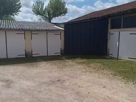 local/garage
