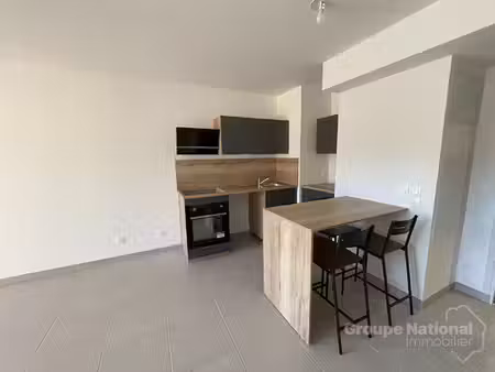 à louer : appartement 2 pièces moderne à istres - quartier romaniquette