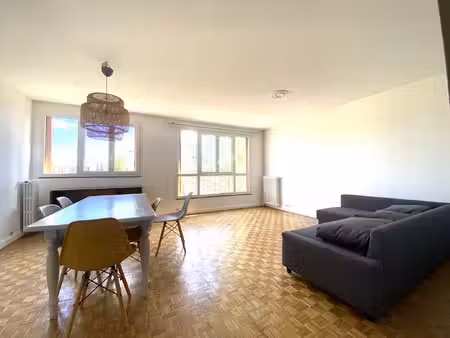 appartement 3 pièces à louer à nanterre - secteur pavillonnaire  proche rer