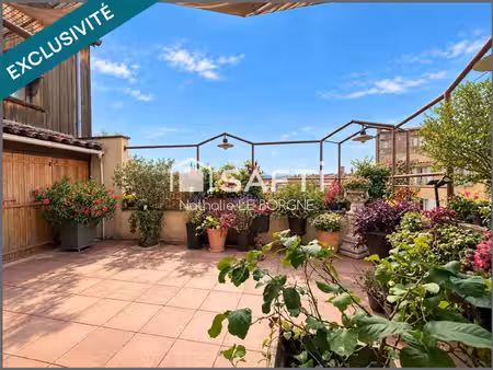 très bel appartement t4 avec terrasses et garage