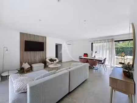 vente maison à beaufort-en-anjou (49250) : à vendre / 118m² beaufort-en-anjou