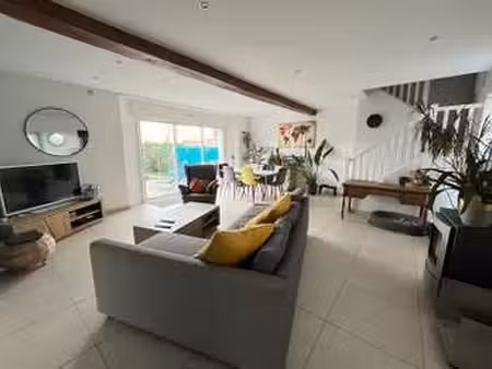 vente maison à montoir-de-bretagne (44550) : à vendre / 94m² montoir-de-bretagne