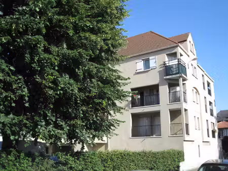 bel appartement de deux pièces à vendre