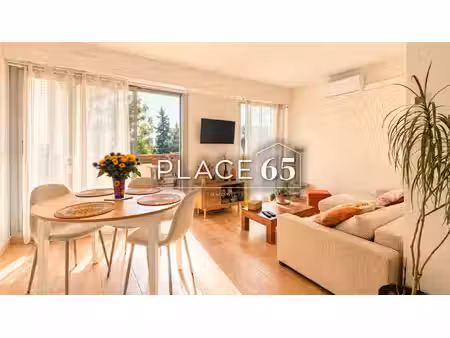 appartement rénové avec grande terrasse