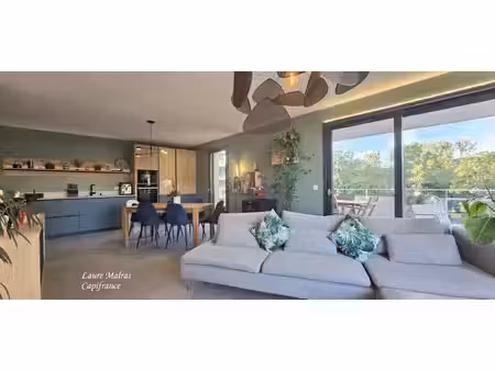 pringy – pré-billy | t4 de 91 69 m² avec terrasse d'angle et 2 places de parking