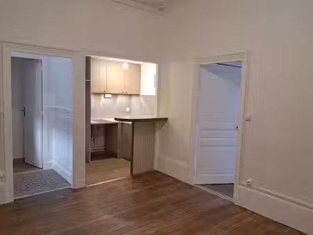 location appartement 2 pièces 36 m² à sens (89100)  640 €