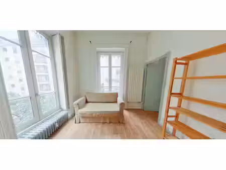 location - appartement t1 - rue grenette lyon 2eme arrondissement