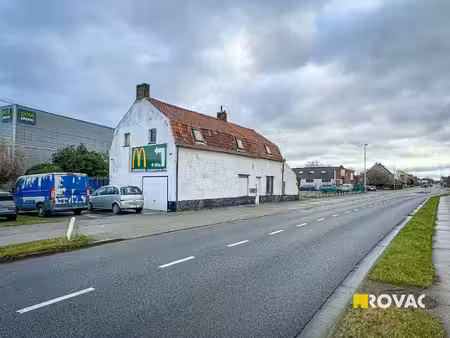 verder te renoveren woning met mogelijkheden op de grens izegem - roeselare