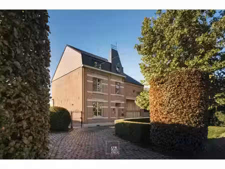statig gerenoveerd herenhuis met landelijke charme en hedendaags wooncomfort