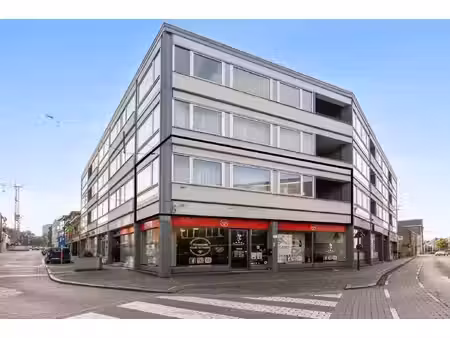 ruim app. met 3 slpks te genk centrum