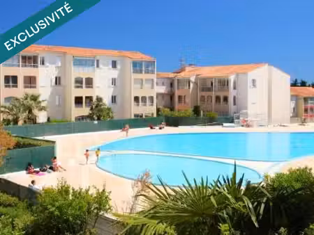 joli 2 pièces entièrement rénové - piscine - tennis - commerces