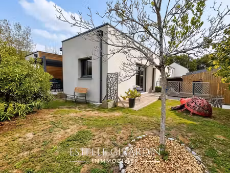 maison contemporaine de plain-pied avec 3 chambres et jardin - treillières