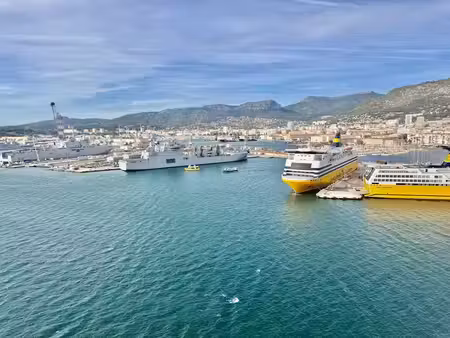 vente appartement 4 pièces 75m2 toulon 83000 - 385000 € - surface privée