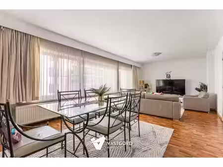 ruim 2 slaapkamer appartement in hartje beringen centrum