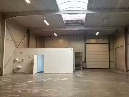 te koop: modern bedrijfspand op uitstekende locatie in pelt - ideal voor uw volgende onder