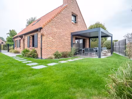 maison de luxe de 6 pièces en vente à cysoing  hauts-de-france