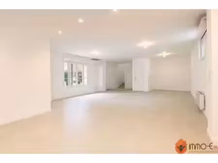 maison de 5 pièces de luxe en vente à bussy-saint-georges  france