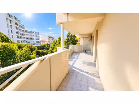 appartement 2 pièces 47 m² à vendre / acheter le cannet 06110 ? | era immobilier