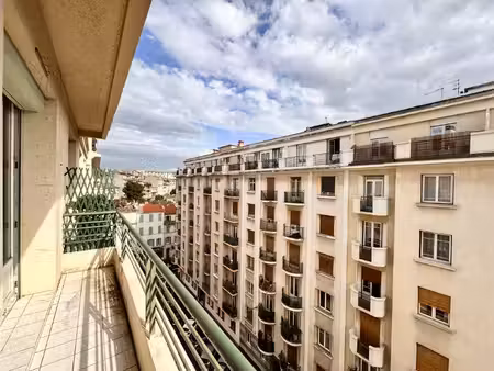 grand t2 - 5 avenues/ longchamp