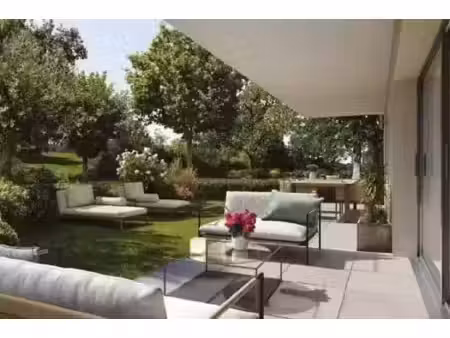 au calme 4p de 92m² en rez de jardin avec 150m² d’exterieur