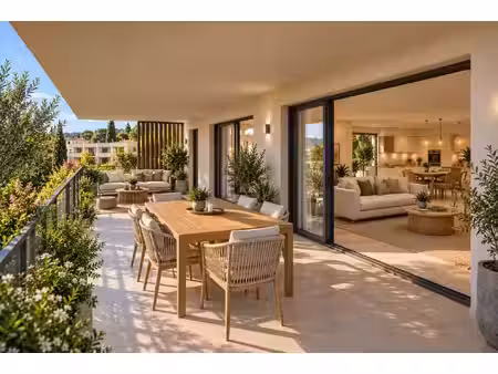 -t4 avec séjour 42 m² + terrasse large – adresse recherchée aix