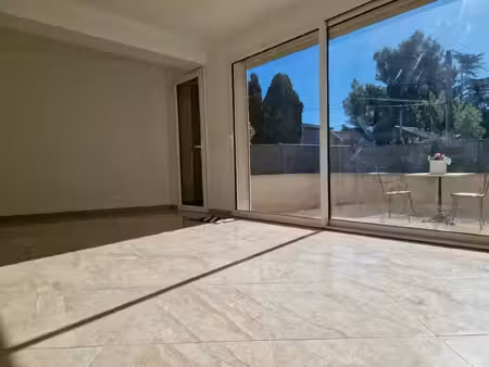 bel appartement lumineux 4 pièces à salon de provence