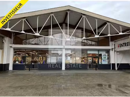 vente commerce besançon 25000 2544m²