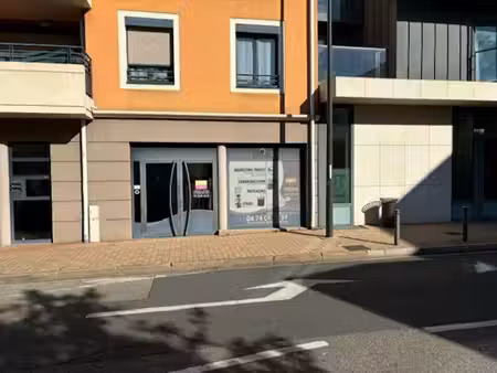 location commerce villefranche sur saone 69400 71m²