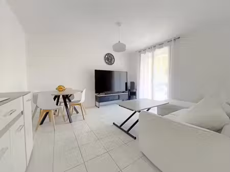 vente appartement 3 pièces 57 m² à manosque (04100)  88 000 €