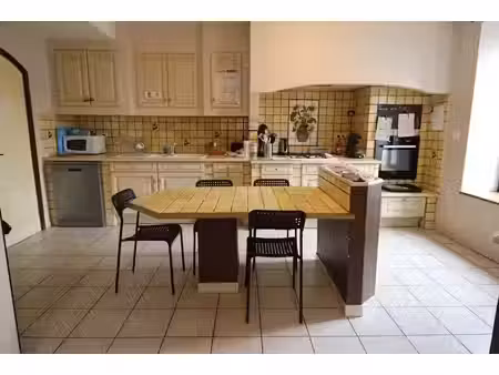 vente appartement 4 pièces 121 m² à beaurepaire (38270)  117 000 €