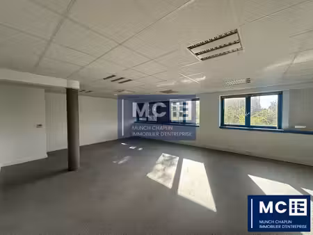 location bureaux 36m² à 792m²
