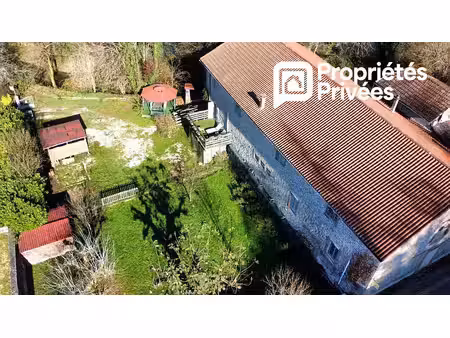 maison en pierre 450 m² - 6 chambres - activité restaurant/chambres d'hôtes possible - 10 