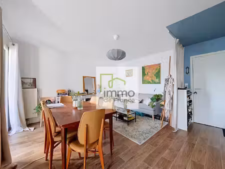 a vendre t2 - parking privé - lille porte d'arras