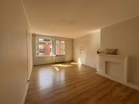 location appartement 3 pièces 62m² valenciennes 59300