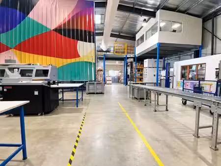 location locaux professionnels 1 pièce 840 m² à toulouse (31000)  7 065 €