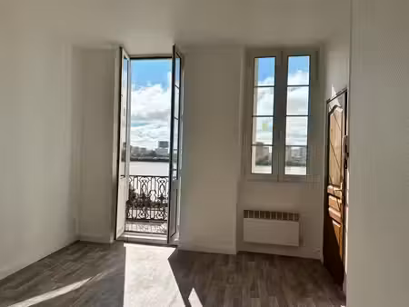 bordeaux – t2 bis avec vue garonne  à deux pas du futur parc eiffel