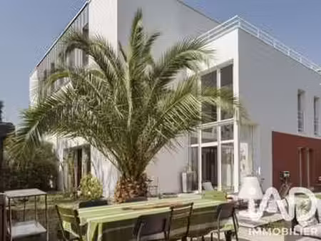 vente maison à nantes (44000) : à vendre / 208m² nantes