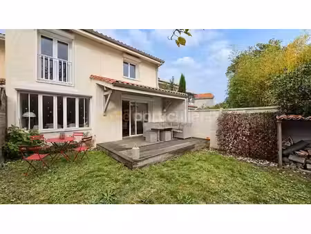 vente maison 5 pièces 113 m² à bordeaux (33000)  520 000 €
