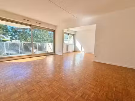 bordeaux caudéran  bel appartement traversant au pied du parc bordelais