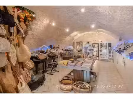 vente locaux professionnels 2 pièces 80 m² à le castellet (83330)  66 000 €