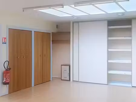 vente locaux professionnels 3 pièces 57.05 m² à saint-brieuc (22000)  67 200 €