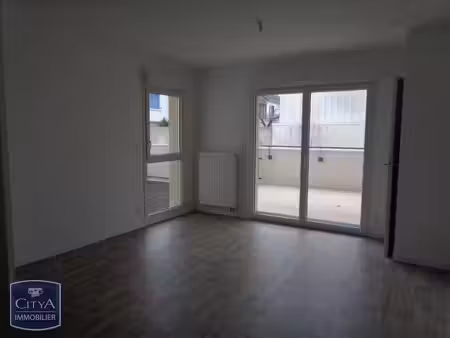 location appartement 2 pièces 43m² st nazaire 44600