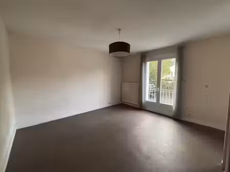 location appartement 1 pièce 25m² angouleme 16000