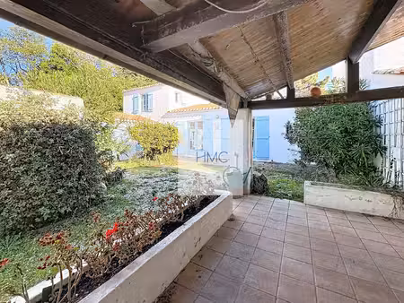 a 300m de la plage de la liniere - maison de charme avec 3 c
