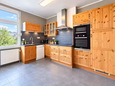 maison 3 chambres avec jardin à jambes !!