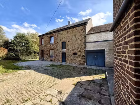 ancienne fermette pleine de charme et de potentiel
