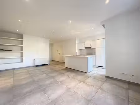 appartement 2 chambres +/-75m² + terrasse