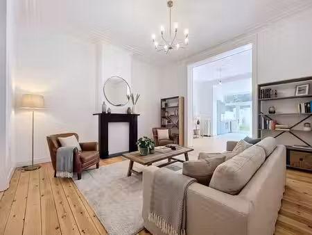 appartement 2 ch. avec jardin +/- 70m2 et terrasse +/-41m2