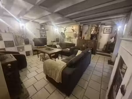 vente maison 6 pièces 160 m² à mervent (85200)  176 000 €