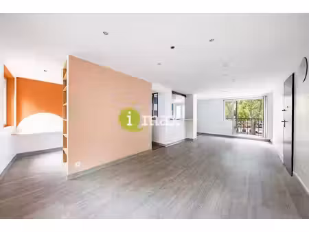 clichy - 5 pieces balcon - 470 000€ fai